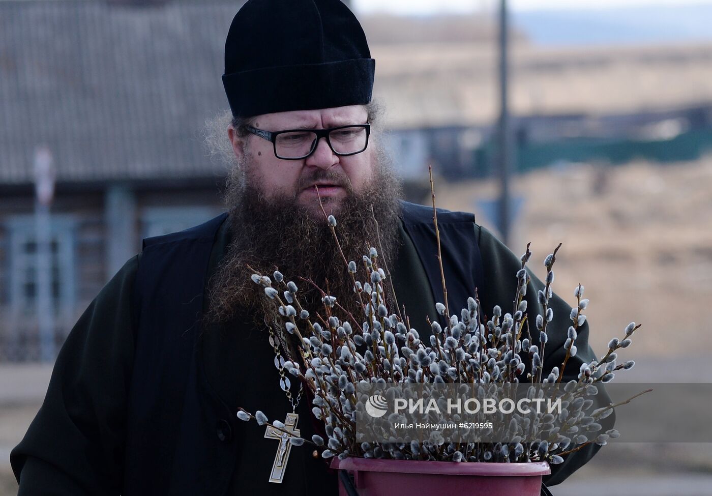 Работа настоятеля сельской церкви в Красноярском крае