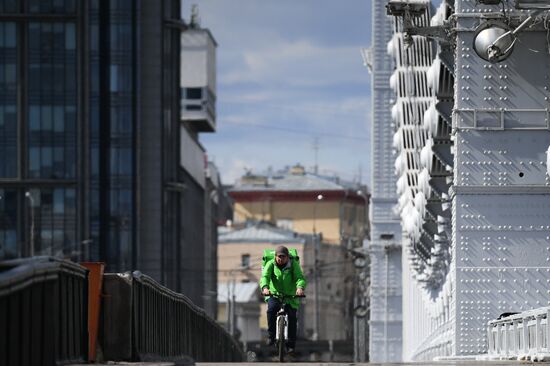 Москва во время режима самоизоляции жителей