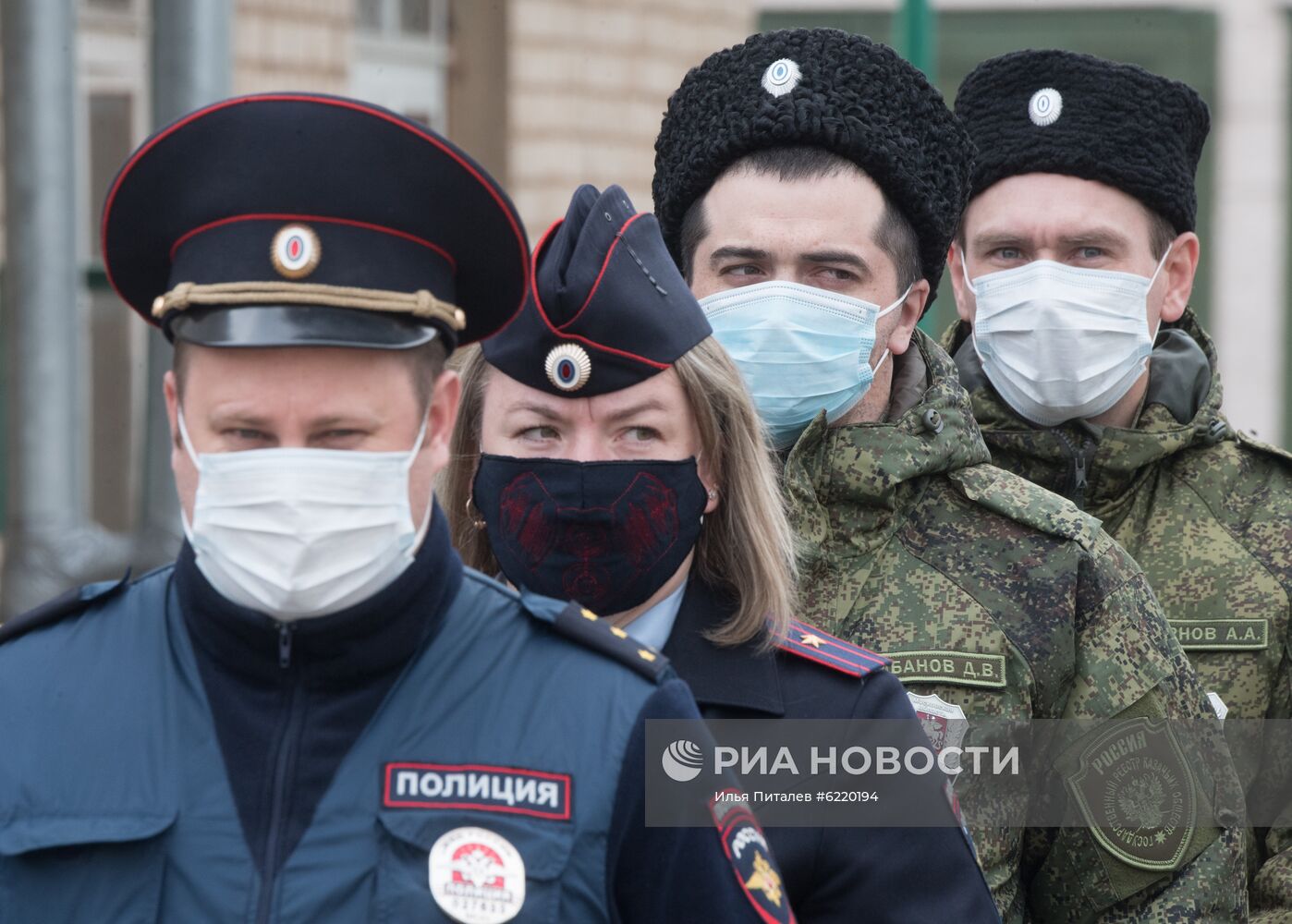 Патрулирование казаками улиц в Подмосковье