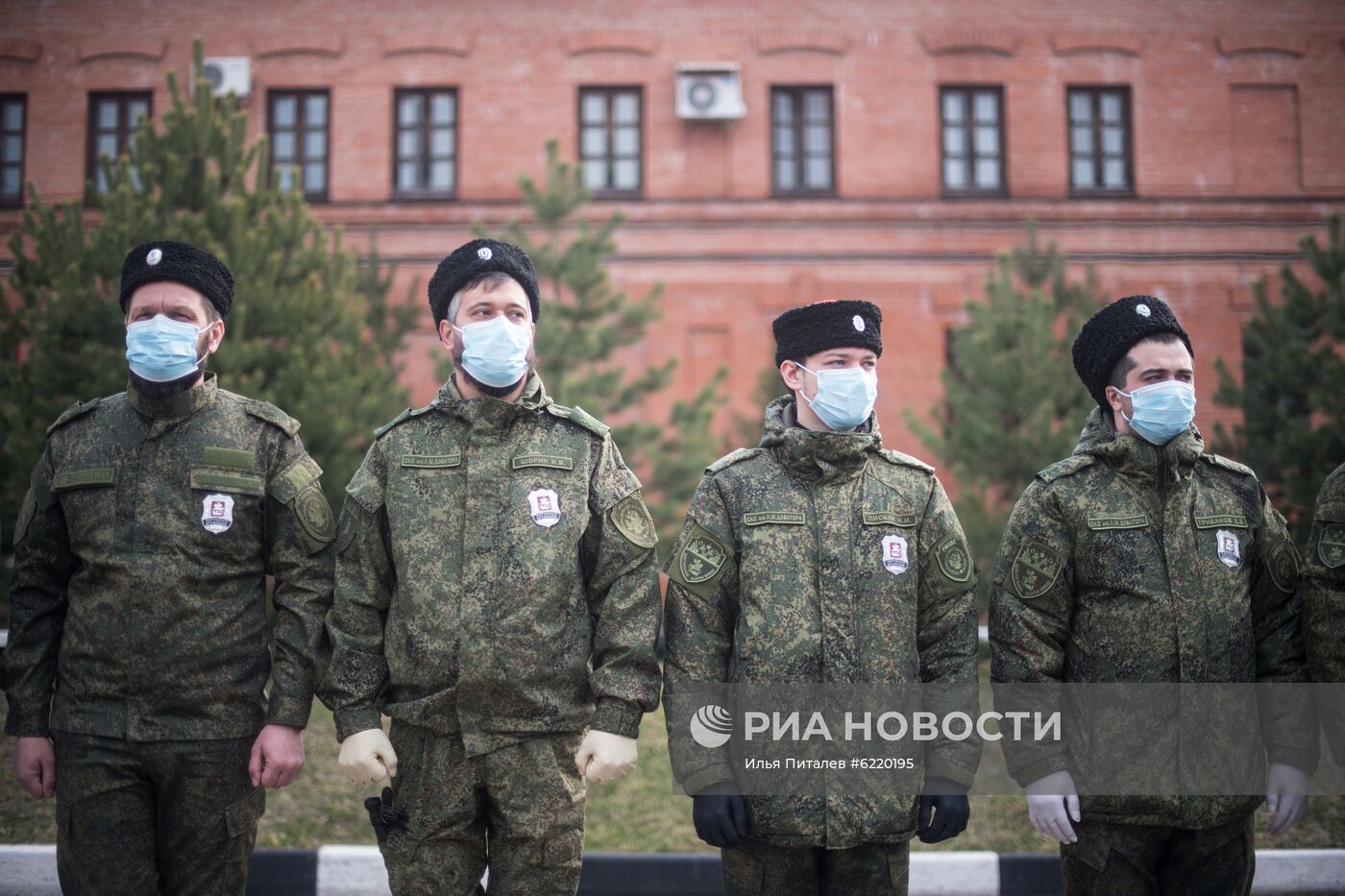 Патрулирование казаками улиц в Подмосковье