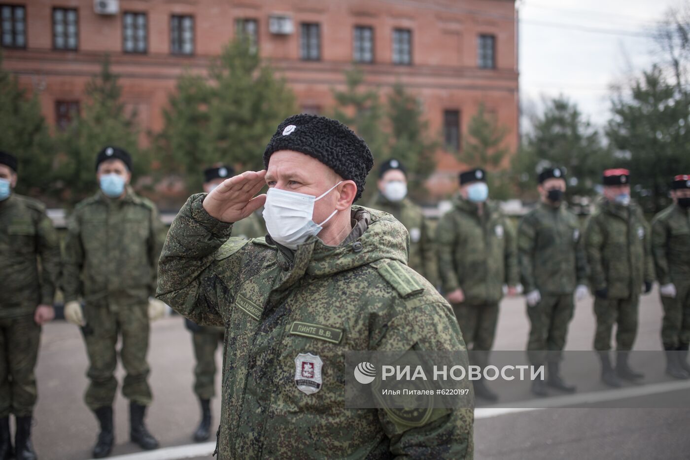 Патрулирование казаками улиц в Подмосковье