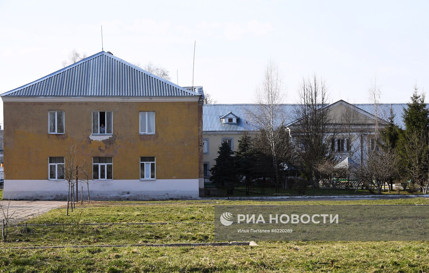 В Вязьме коронавирус заподозрили в доме престарелых | РИА Новости Медиабанк