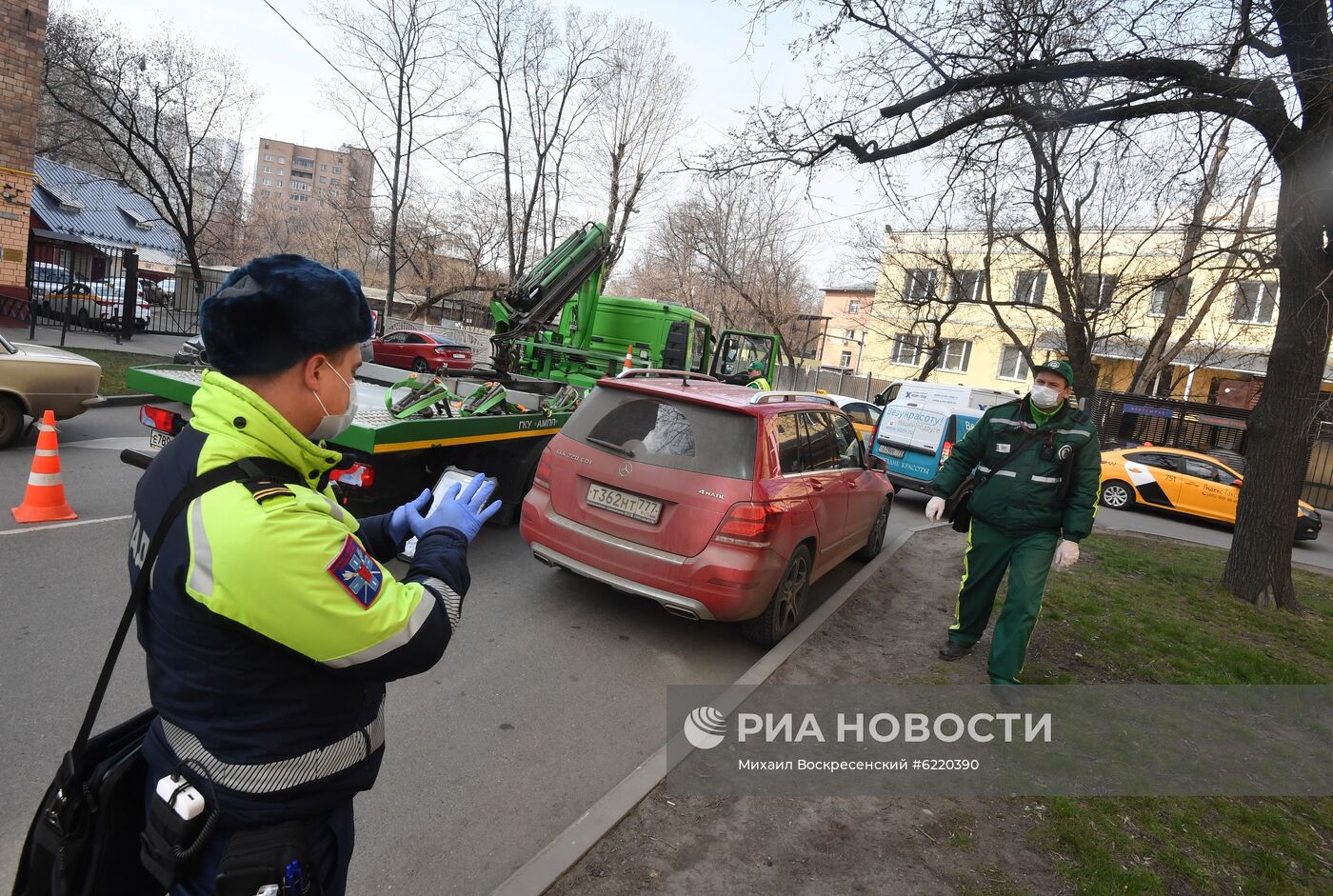 Эвакуация автомобилей в Москве | РИА Новости Медиабанк