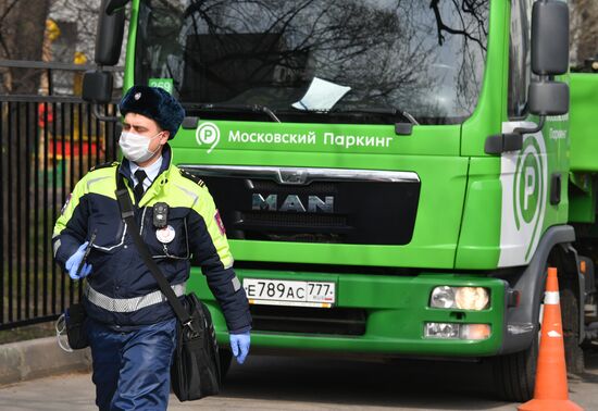 Эвакуация автомобилей в Москве 
