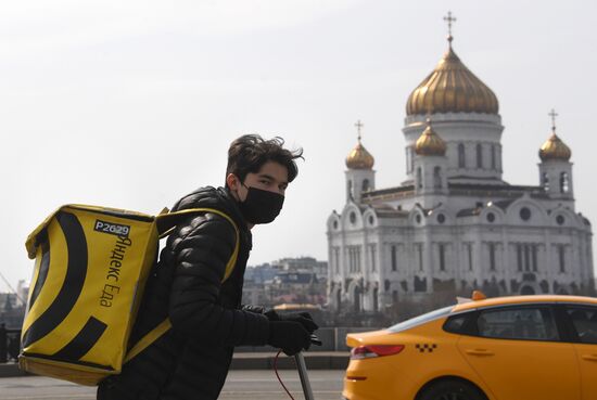 Москва во время режима самоизоляции жителей