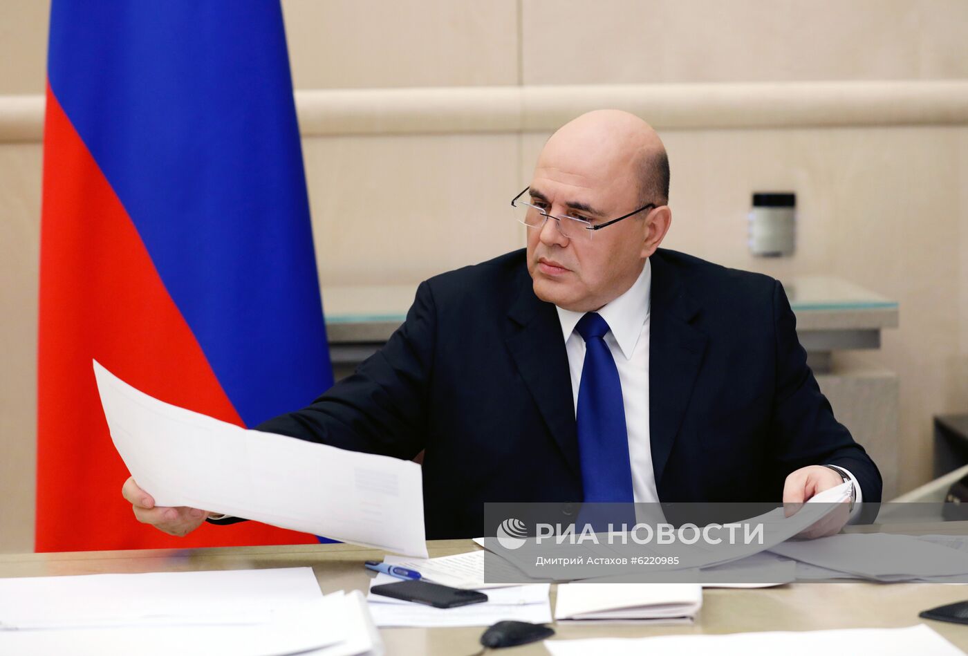 Президент РФ В. Путин провел совещание по экономическим вопросам