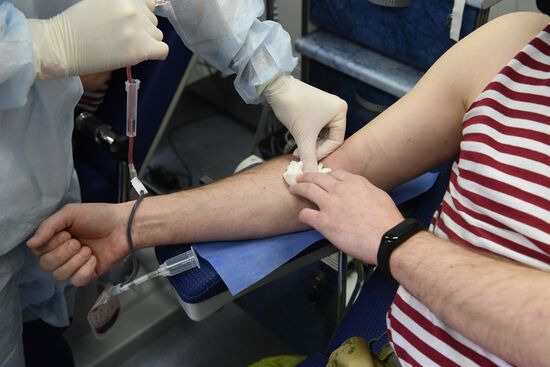 Сдача крови сотрудниками Росгвардии