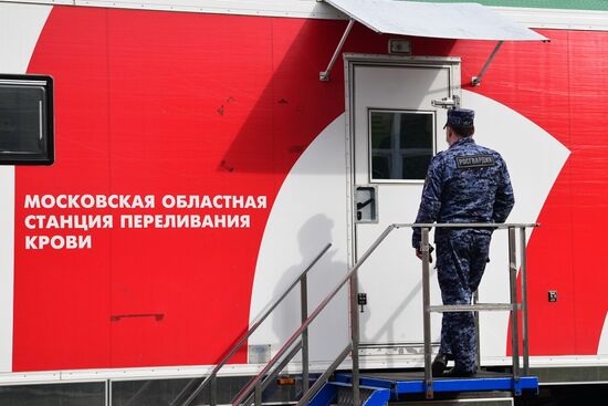 Сдача крови сотрудниками Росгвардии