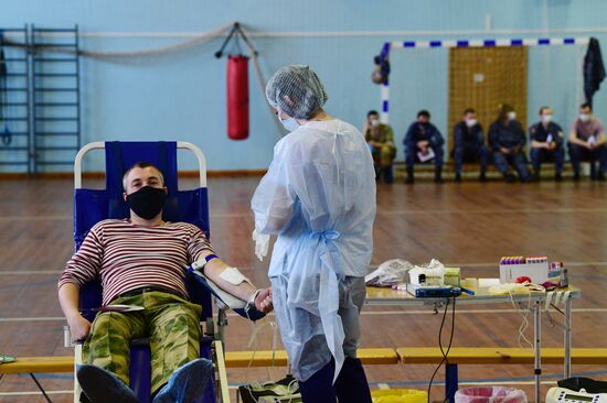 Сдача крови сотрудниками Росгвардии