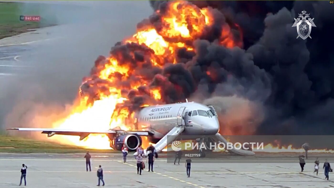 СК РФ завершил расследование крушения Superjet в Шереметьево