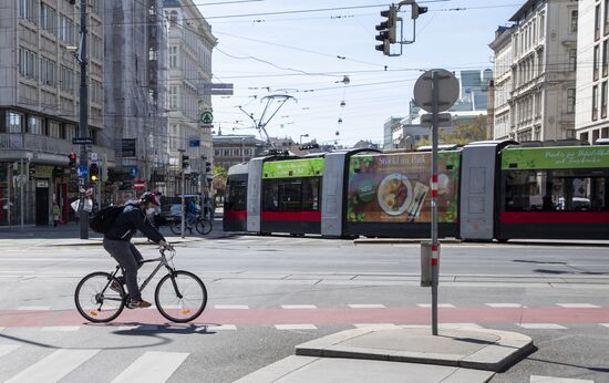 Австрия ослабляет карантинные меры