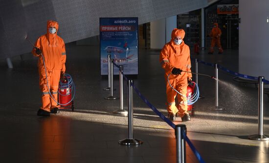 Дезинфекция в терминальном комплексе аэропорта Платов