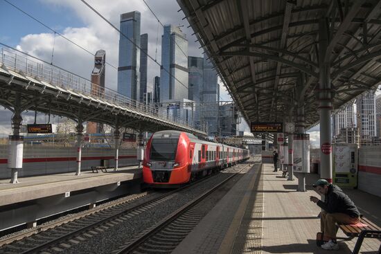 Московский транспорт в условиях режима самоизоляции жителей