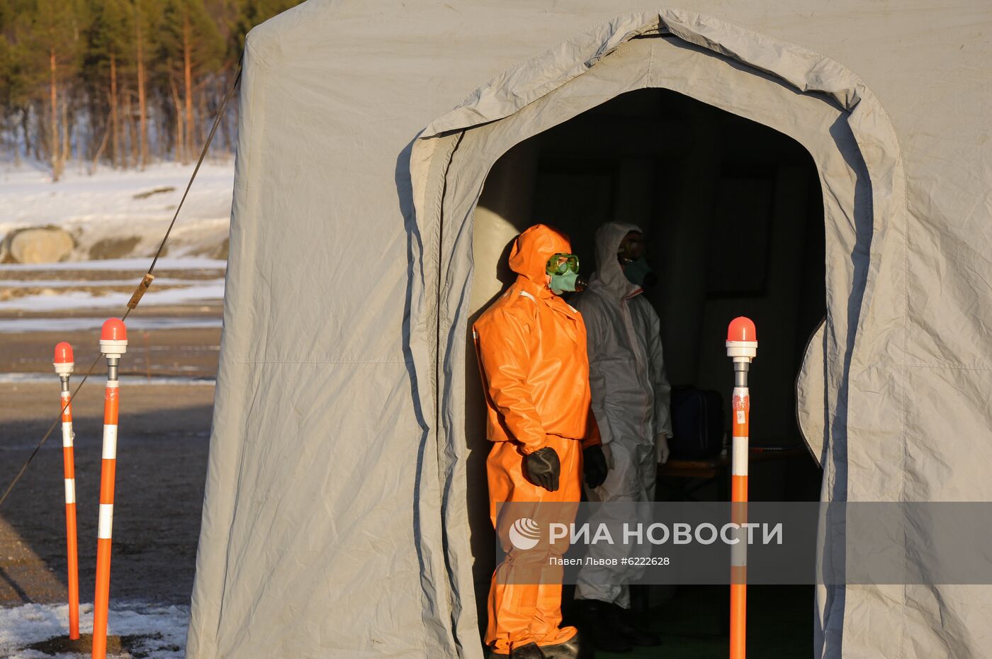 В Мурманской области МЧС разворачивает мобильный госпиталь