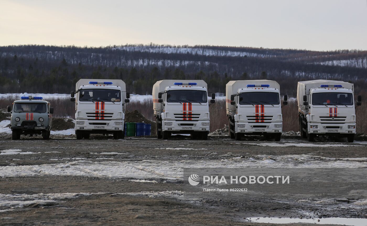 В Мурманской области МЧС разворачивает мобильный госпиталь