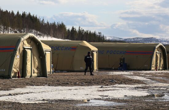 В Мурманской области МЧС разворачивает мобильный госпиталь