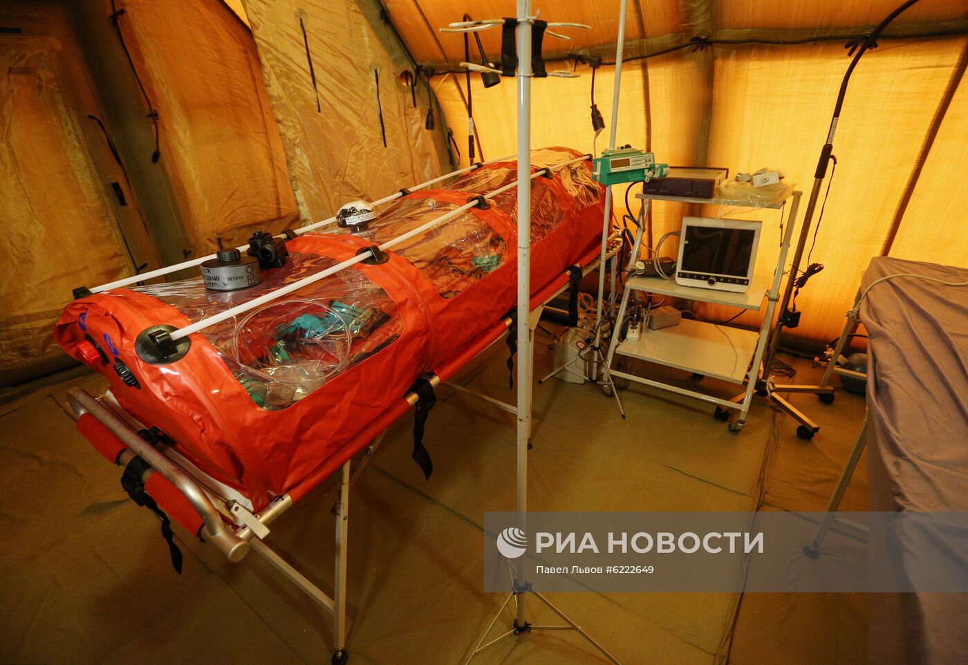 В Мурманской области МЧС разворачивает мобильный госпиталь