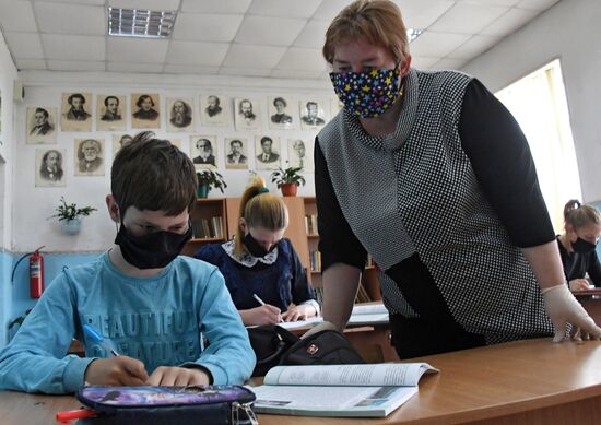 В Приморье возобновили обучение детей в малокомплектных школах