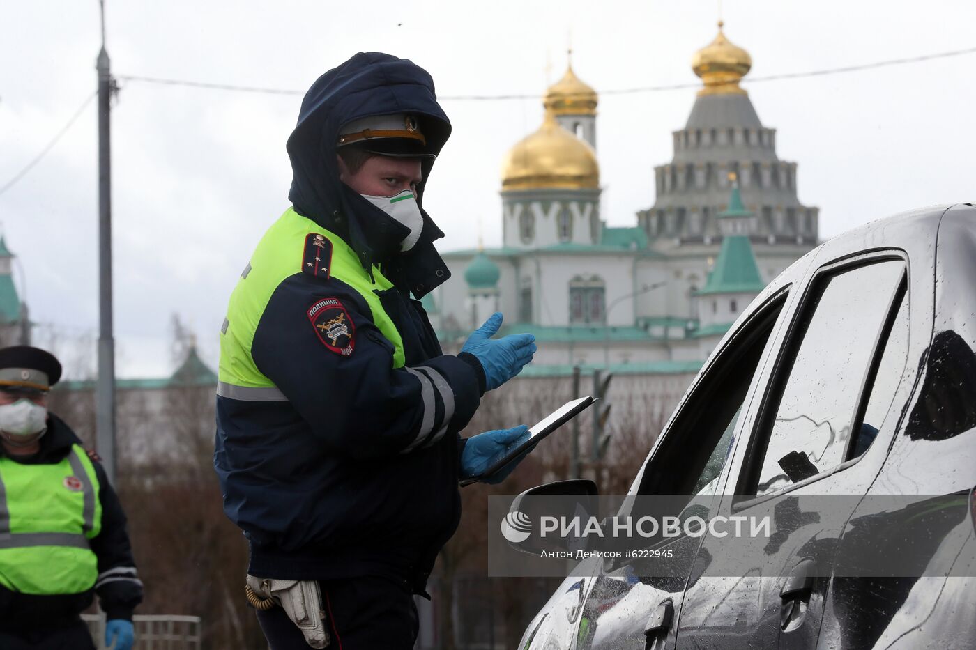 Проверка наличия цифровых пропусков в Подмосковье