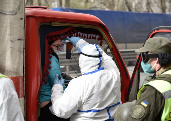 Блокпосты на въезде в Киев