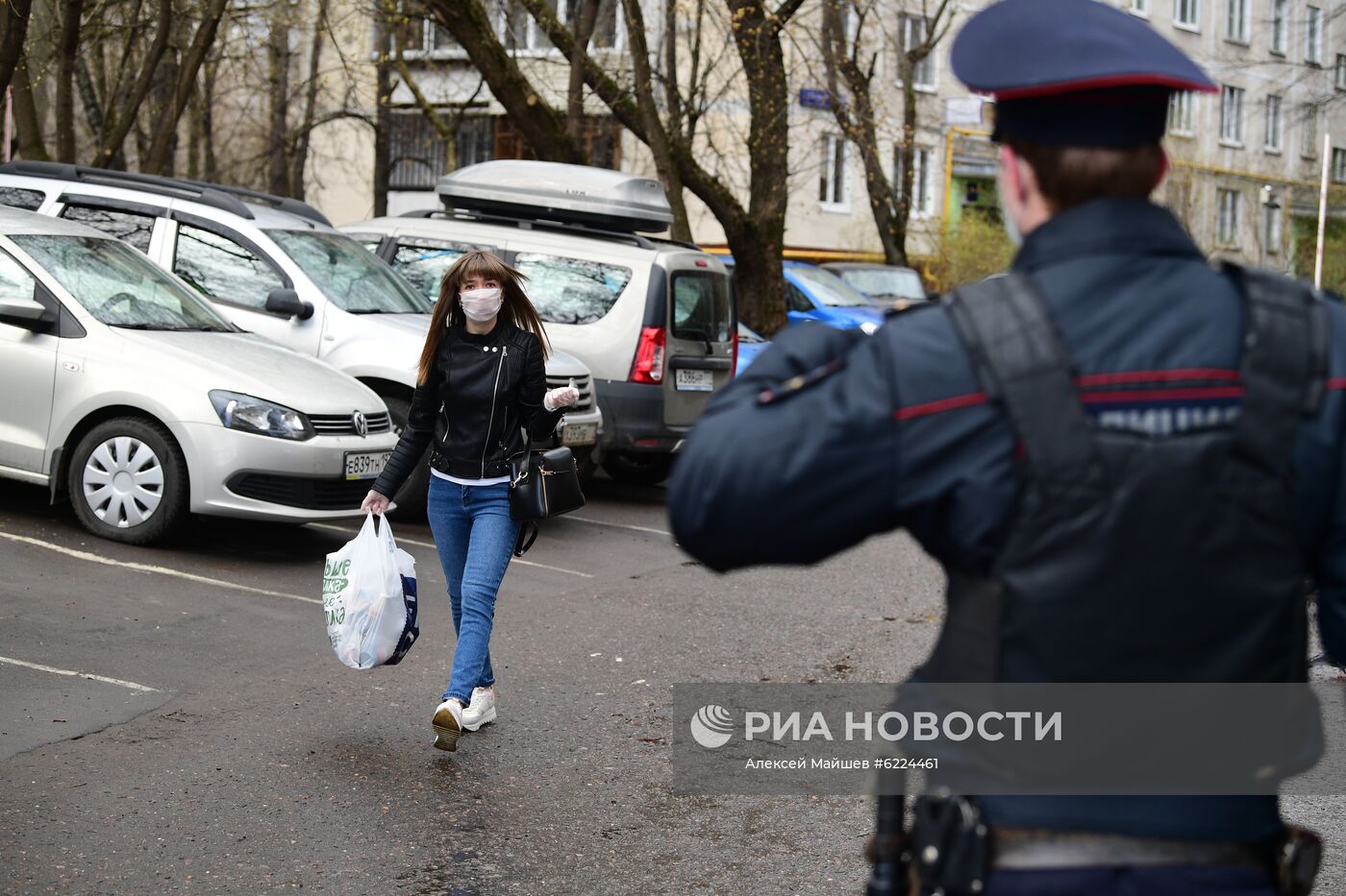 Работа сотрудников полиции в Москве