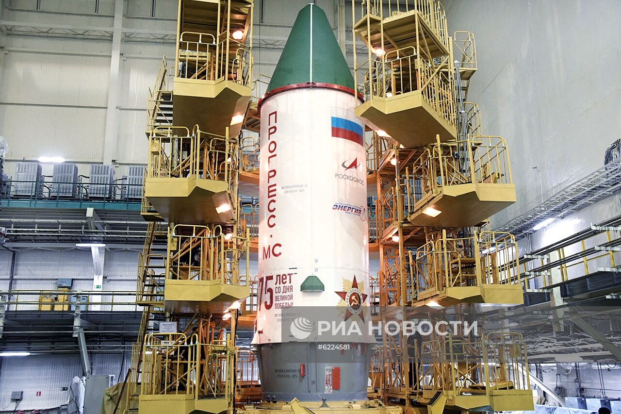 "Роскосмос" представил "Ракету Победы"