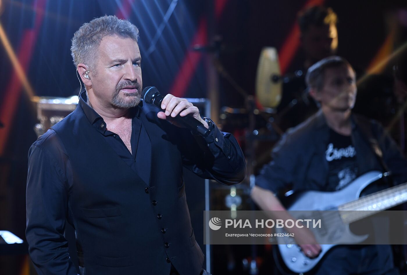 Онлайн-концерт Л. Агутина