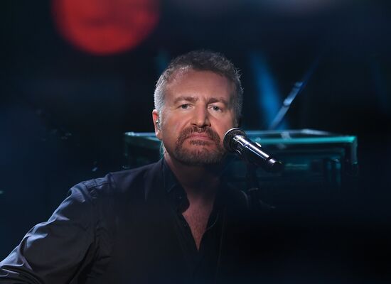 Онлайн-концерт Л. Агутина