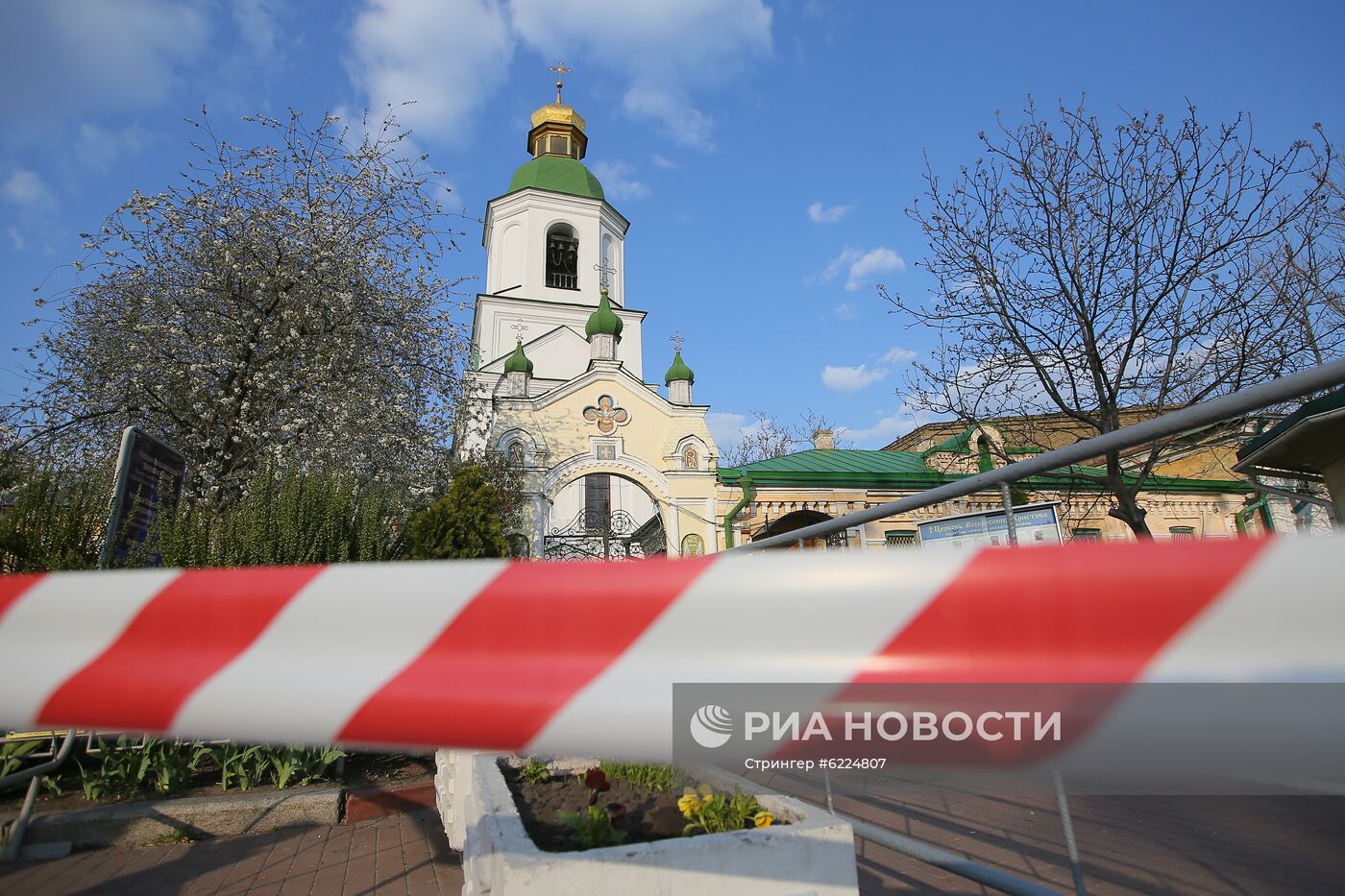 Киево-Печерская лавра закрыта на карантин