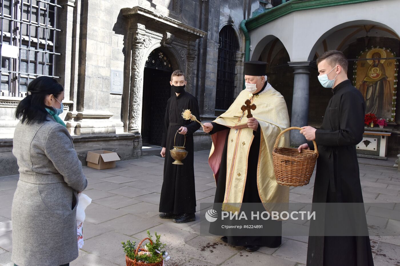Празднование Пасхи во Львове