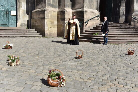 Празднование Пасхи во Львове