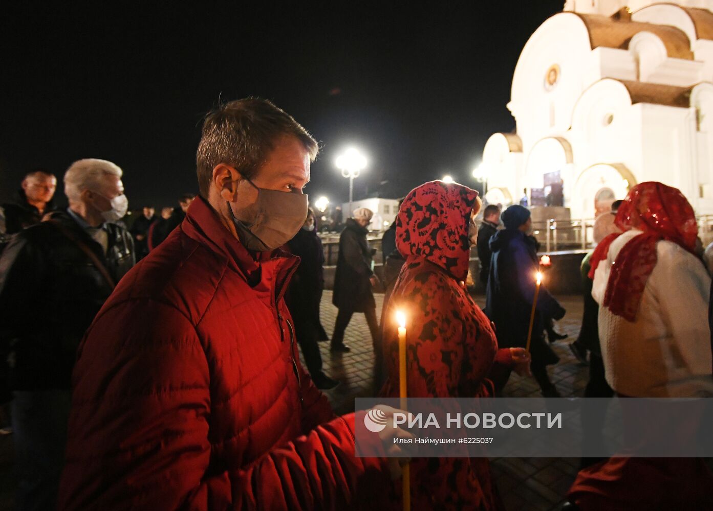 Пасхальное богослужение в регионах России