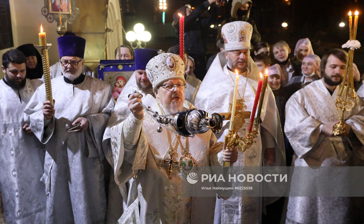 Пасхальное богослужение в регионах России