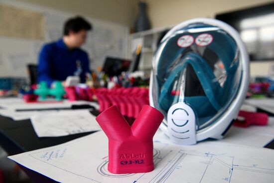 Печать на 3D-принтерах средств защиты от коронавируса для врачей