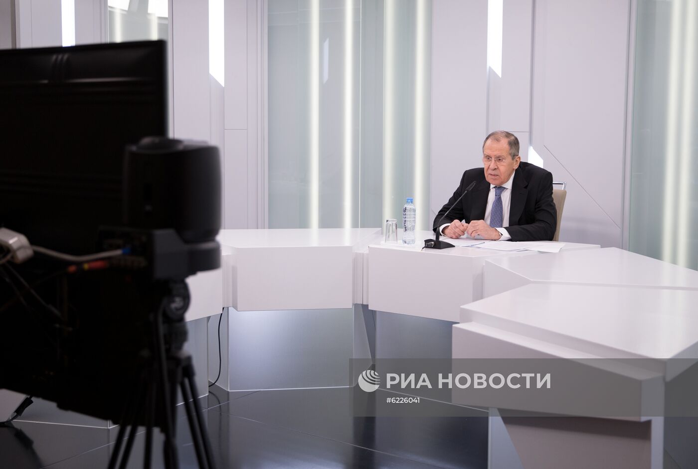 Видеоконференция главы МИД РФ С. Лаврова в рамках заседания с участниками Фонда им. А. М. Горчакова