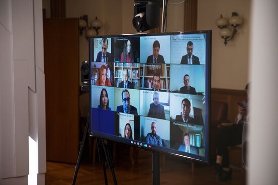Видеоконференция главы МИД РФ С. Лаврова в рамках заседания с участниками Фонда им. А. М. Горчакова 