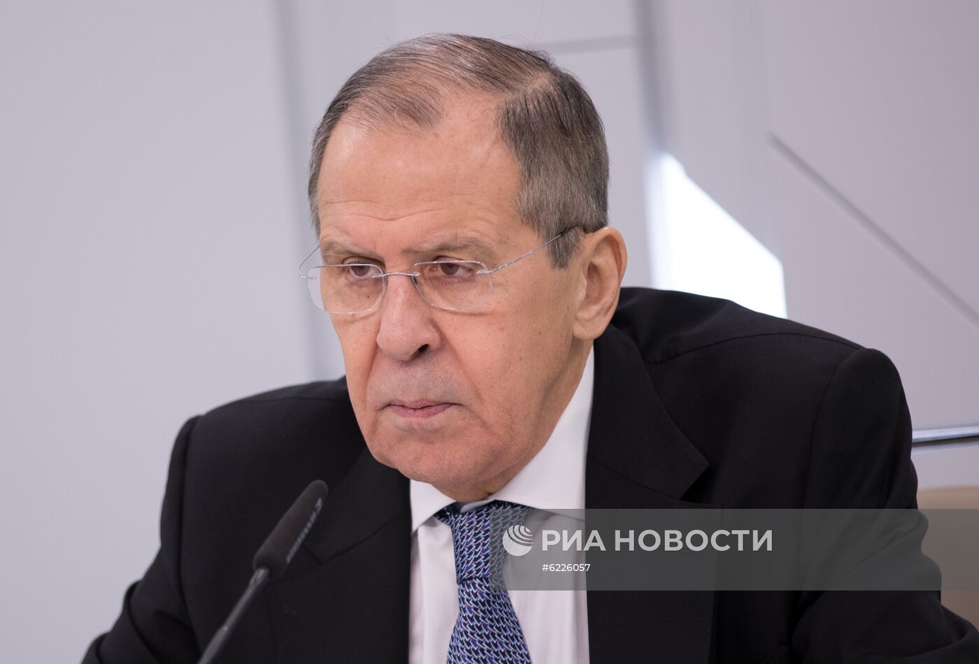 Видеоконференция главы МИД РФ С. Лаврова в рамках заседания с участниками Фонда им. А. М. Горчакова