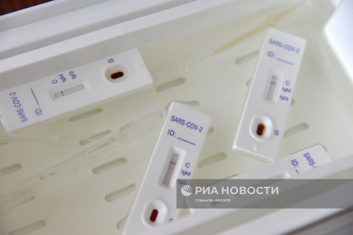 Прохождение экспресс-тестов на выявление коронавируса на Украине