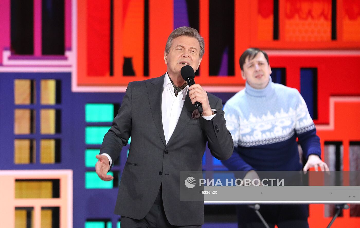 Премьера шоу "Дом культуры и смеха" на телеканале "Россия 1"