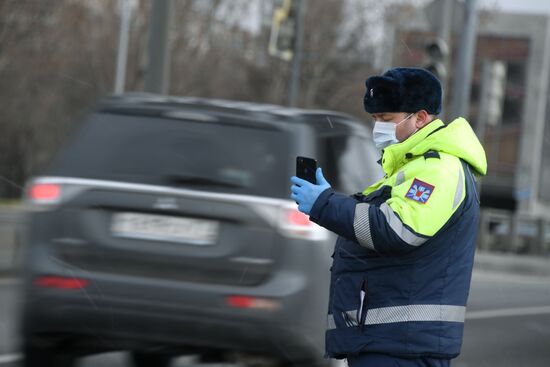 Проверка цифровых пропусков в Москве