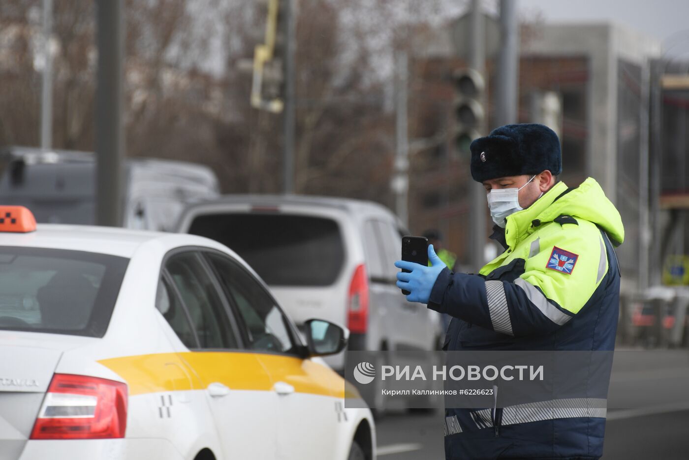 Проверка цифровых пропусков в Москве