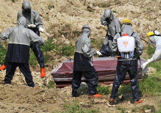 Похороны пациентов, умерших от коронавируса