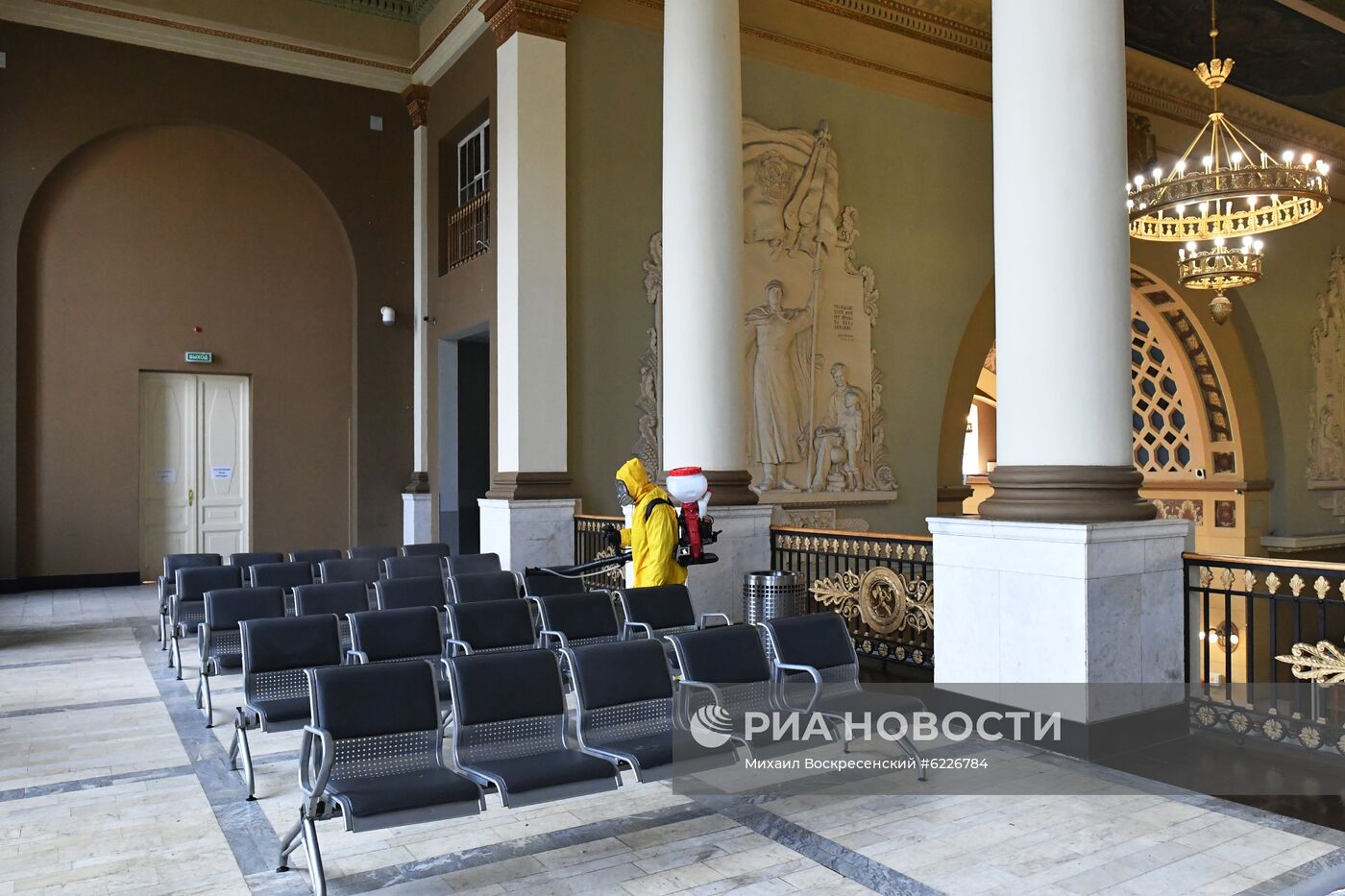 Дезинфекция Киевского вокзала в Москве 