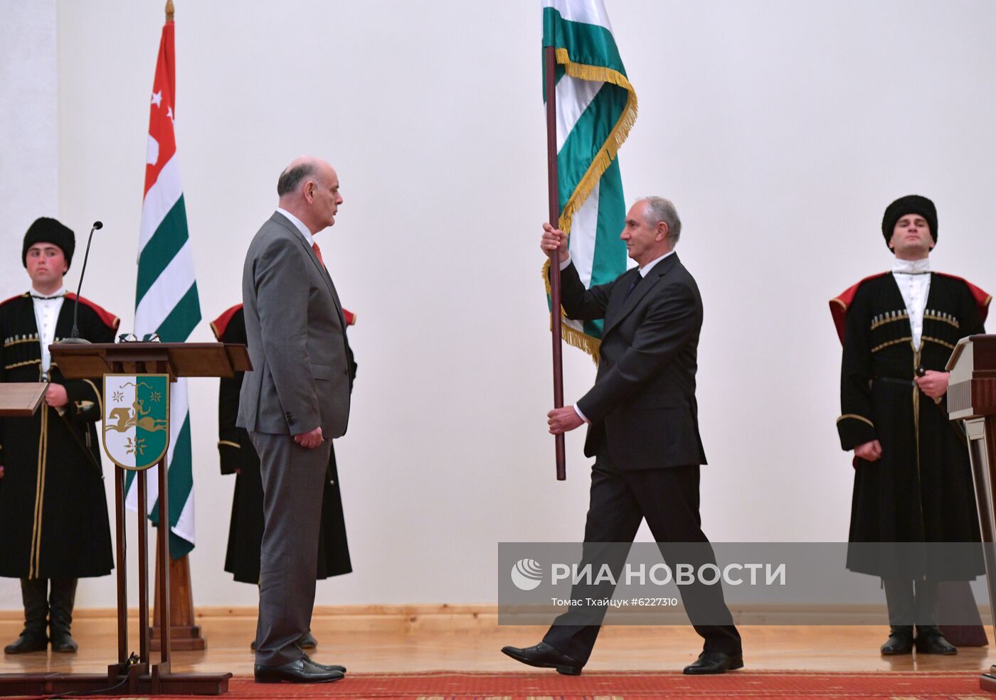 Инаугурация избранного президента Абхазии А. Бжании