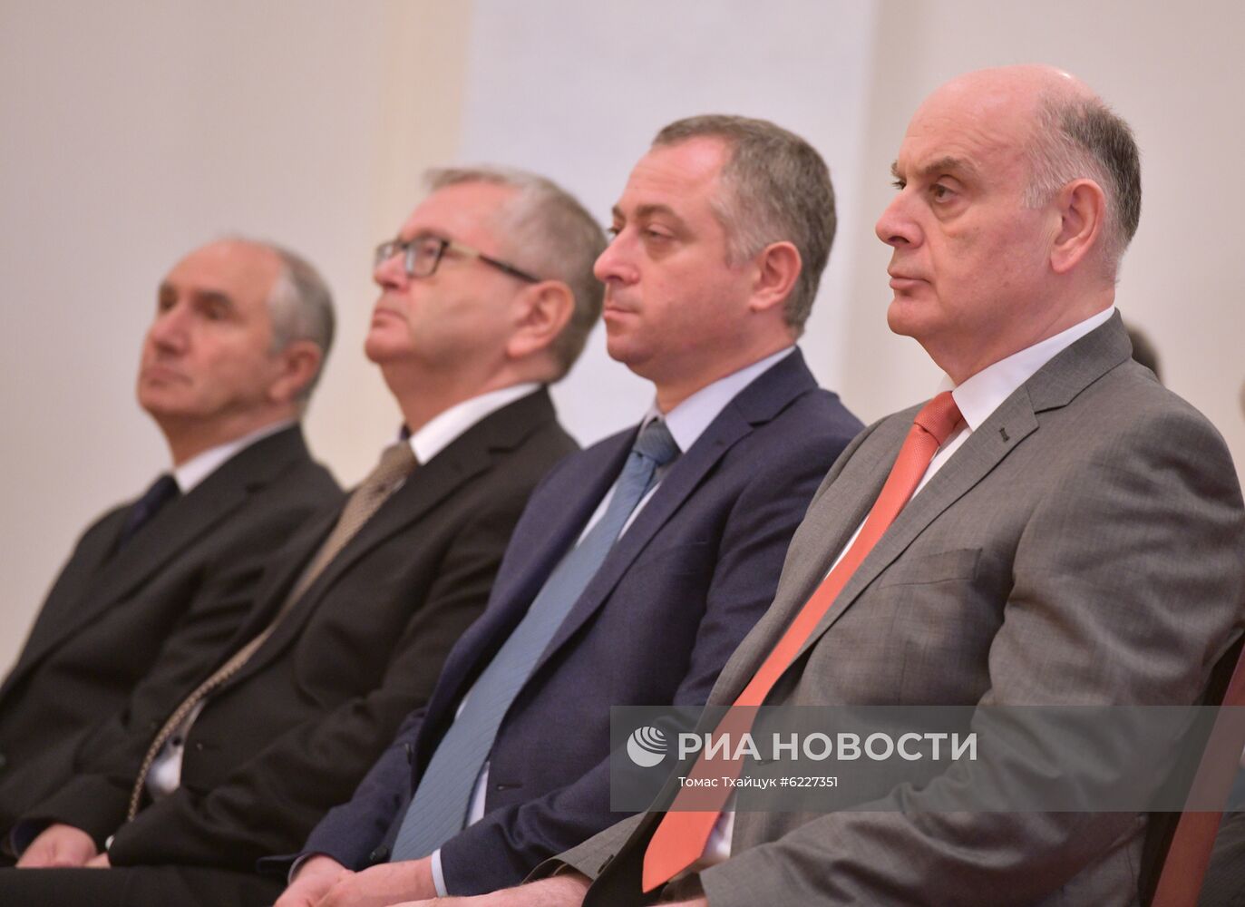 Инаугурация избранного президента Абхазии А. Бжании