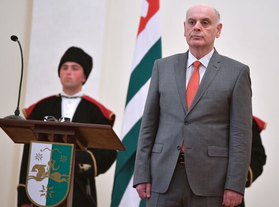 Инаугурация избранного президента Абхазии А. Бжании