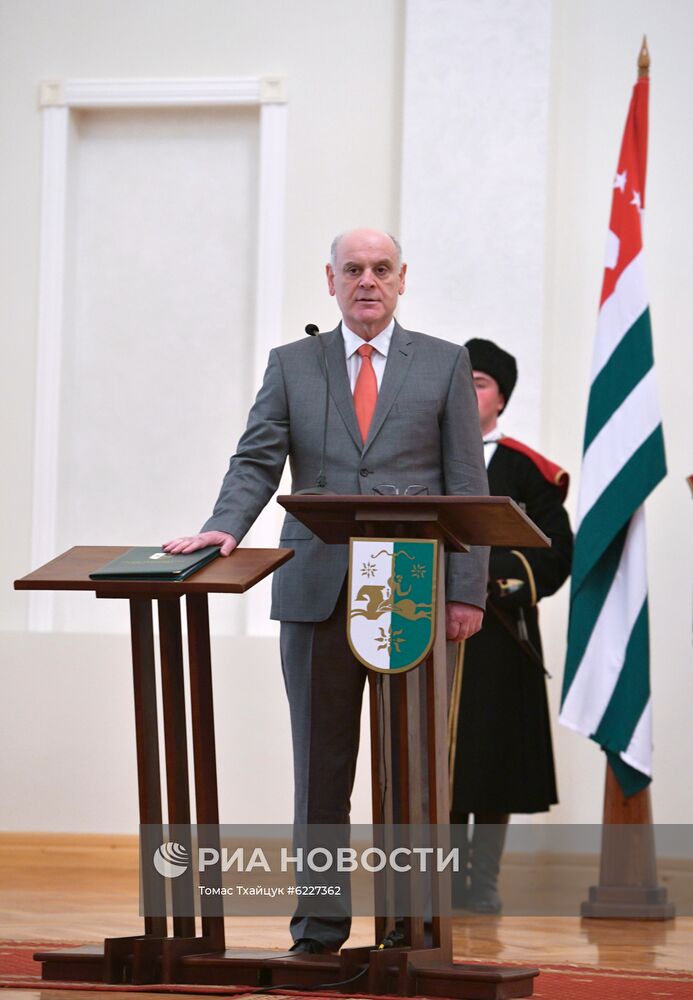 Инаугурация избранного президента Абхазии А. Бжании