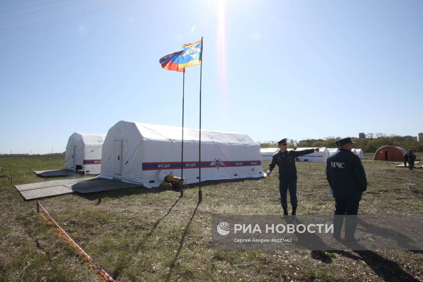 Учения МЧС в Донецке по развертыванию полевого медицинского лагеря