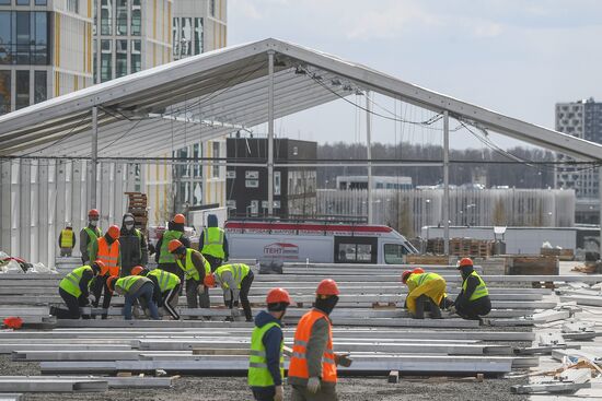 Строительство корпуса многопрофильного медцентра "Новомосковский"