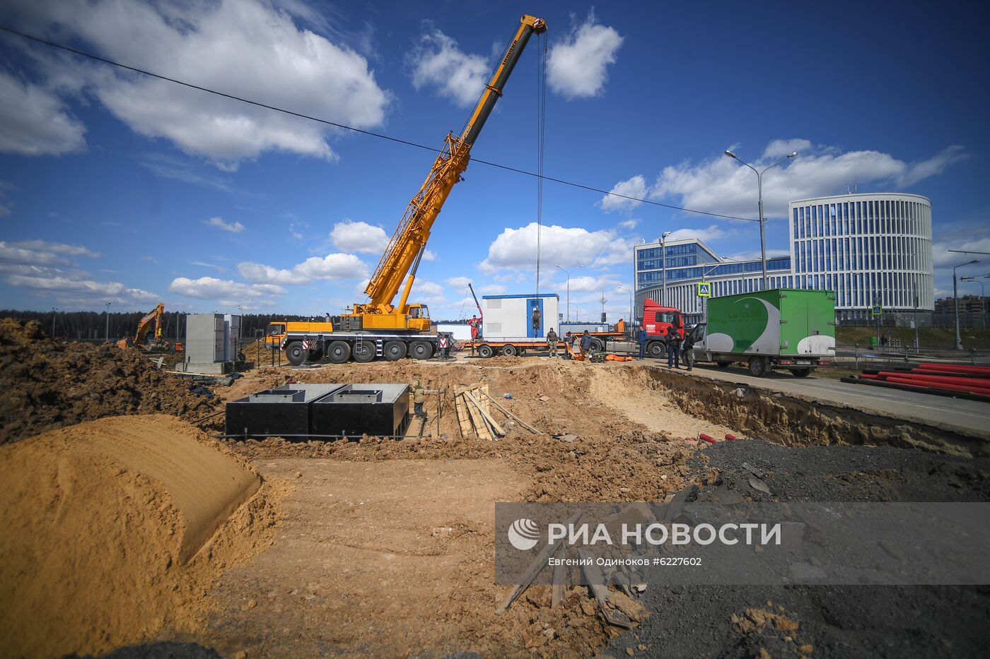 Строительство корпуса многопрофильного медцентра "Новомосковский"